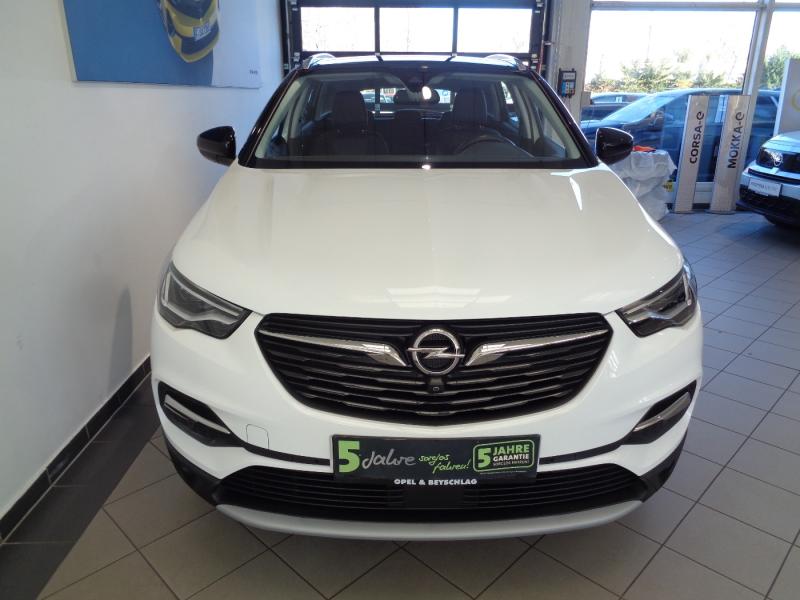 Opel GRANDLAND X BELE 1.2 S/S 130PS