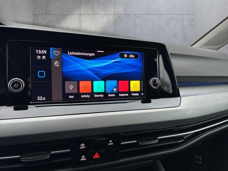 VW Golf Variant Life TDI