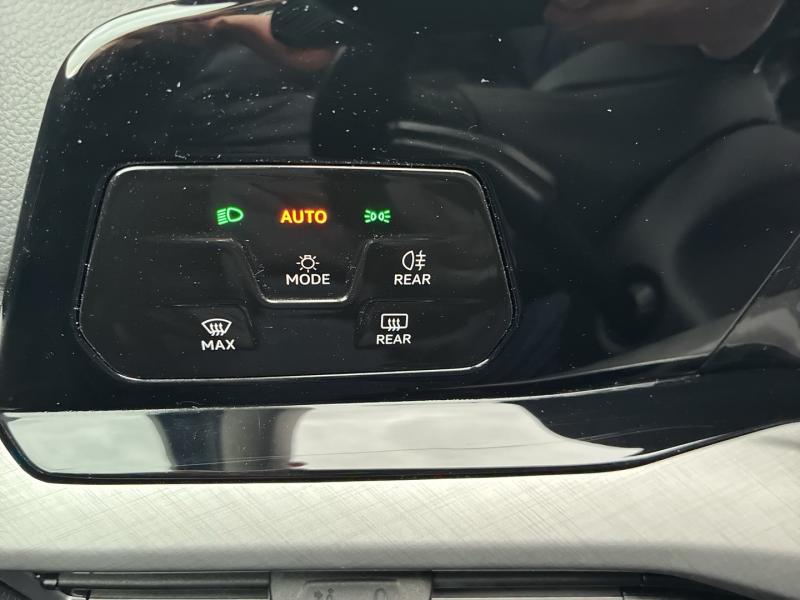 VW Golf Variant Life TDI