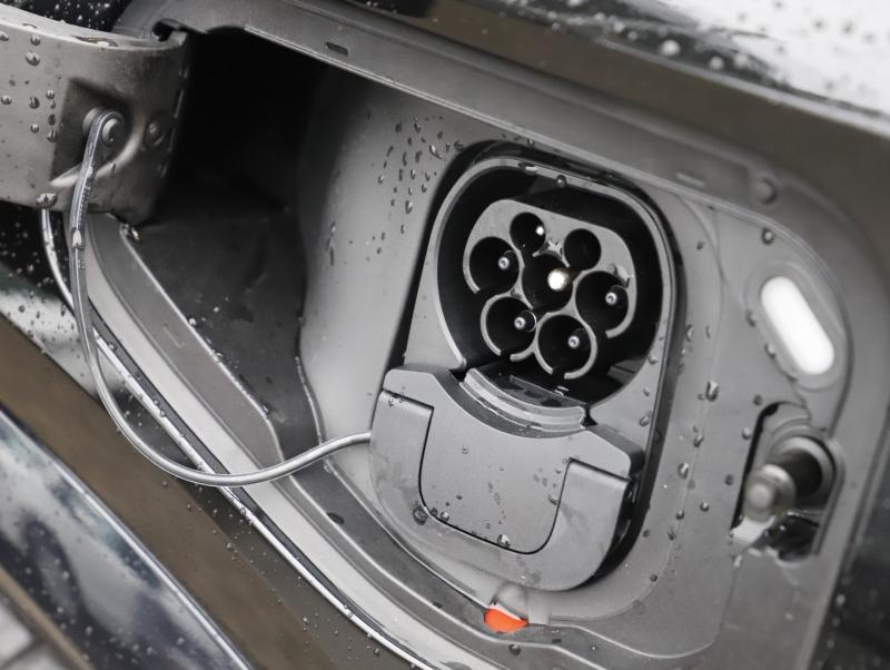 CUPRA Formentor e-HYBRID 204 PS DSG BlackEdit.