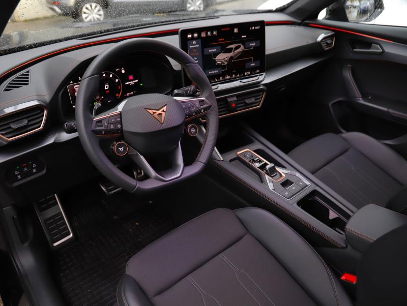 CUPRA Formentor e-HYBRID 204 PS DSG BlackEdit.