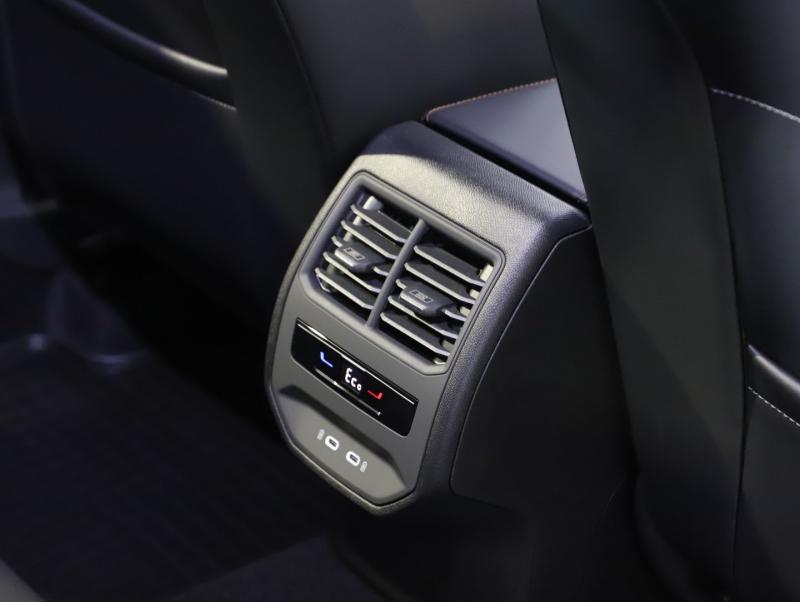 CUPRA Formentor e-HYBRID 204 PS DSG BlackEdit.