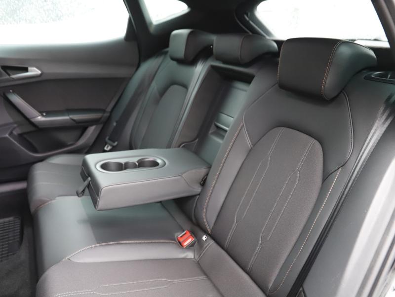 CUPRA Formentor e-HYBRID 204 PS DSG BlackEdit.