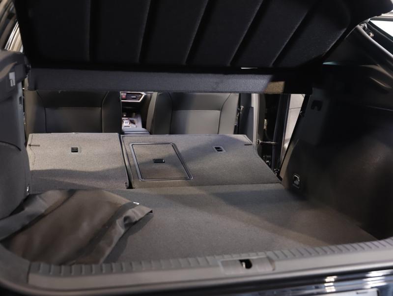 CUPRA Formentor e-HYBRID 204 PS DSG BlackEdit.