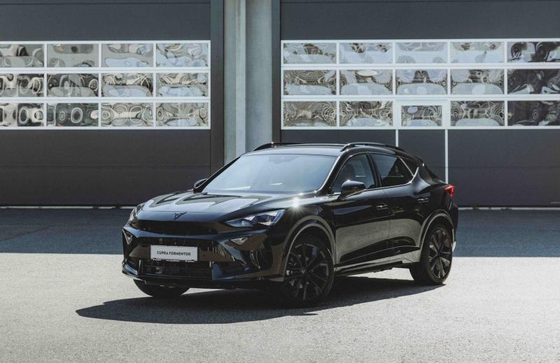 CUPRA Formentor e-HYBRID 204 PS DSG BlackEdit.