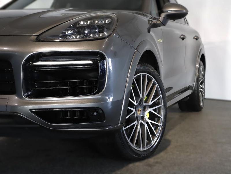 Porsche Cayenne E-Hybrid Coupé