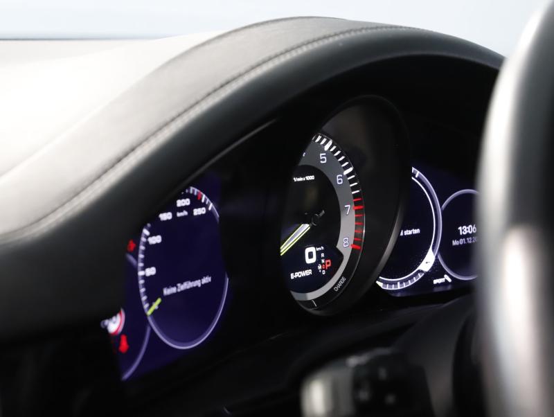 Porsche Cayenne E-Hybrid Coupé