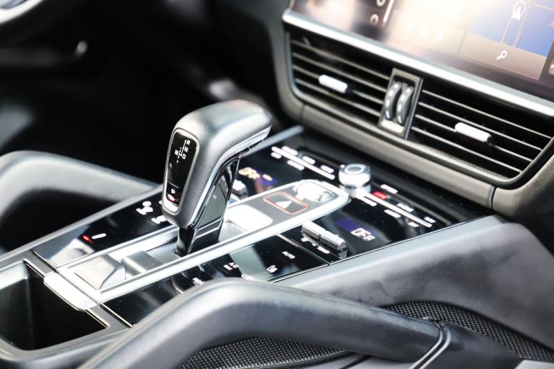 Porsche Cayenne E-Hybrid Coupé