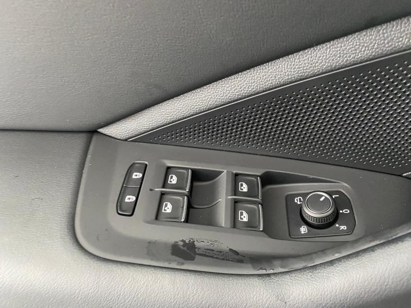 VW Passat Variant Elegance eHybrid 150kW