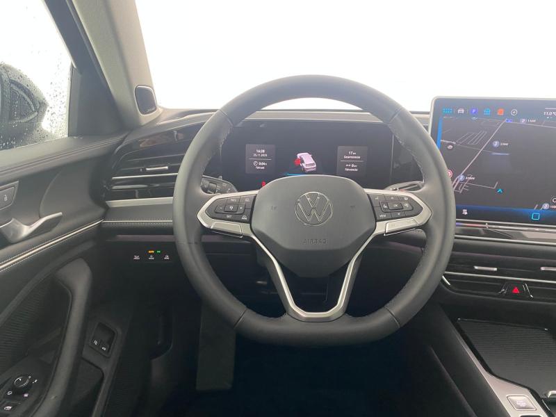 VW Passat Variant Elegance eHybrid 150kW