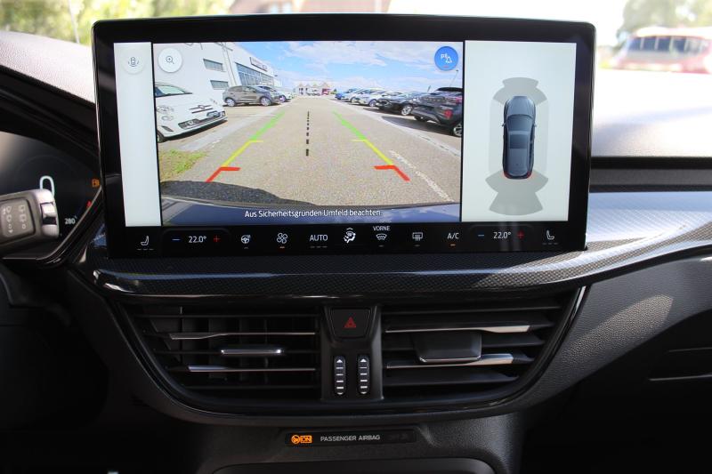 Focus ST-X Traveller 2.3EcoBoost 280PS A8