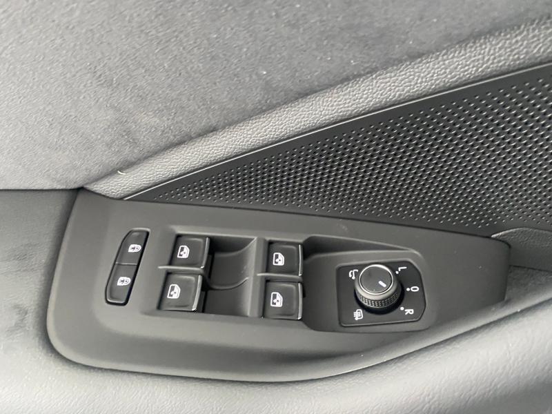 VW Passat Variant Sport TDI DSG