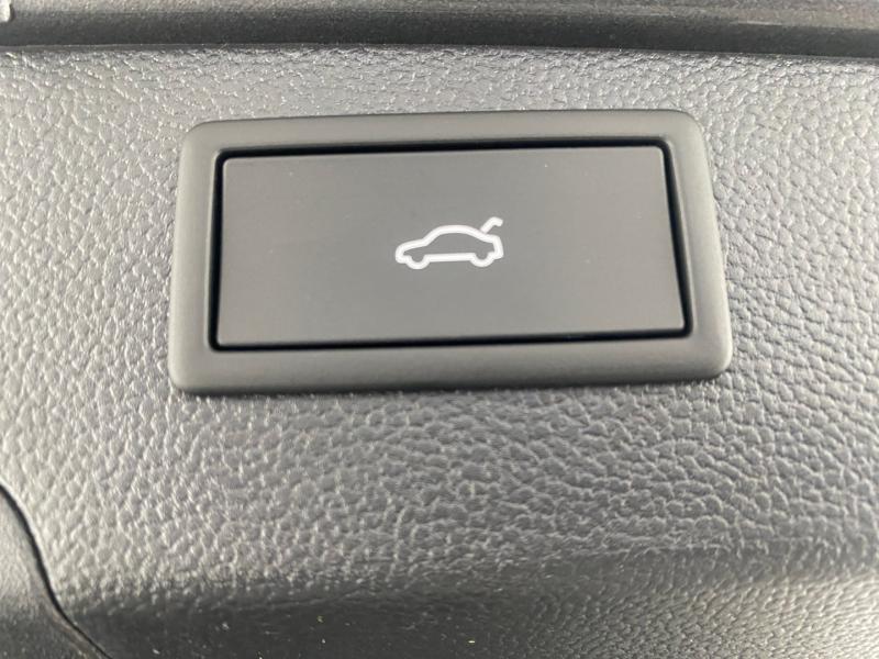 VW Passat Variant Sport TDI DSG