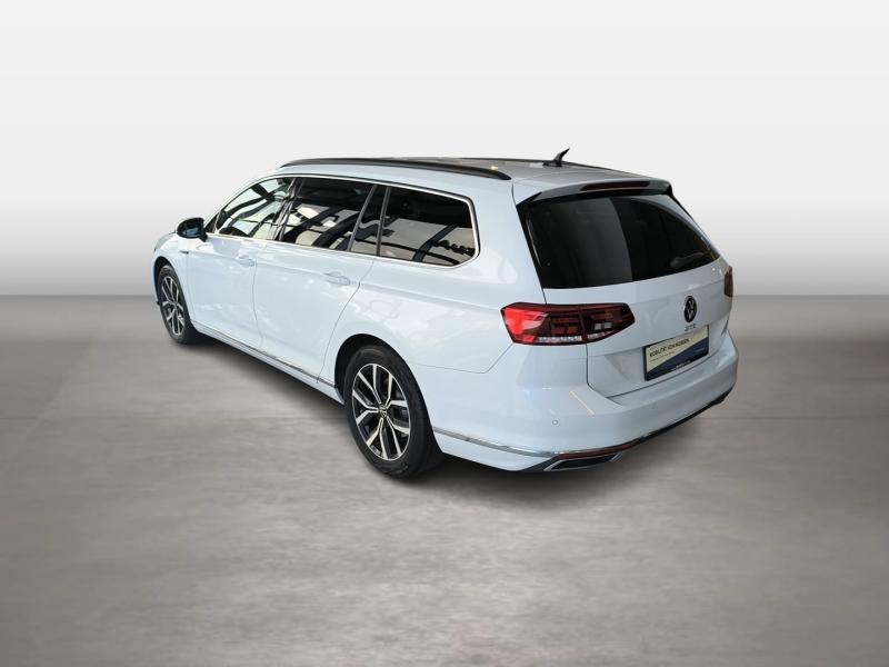 VW Passat Variant GTE