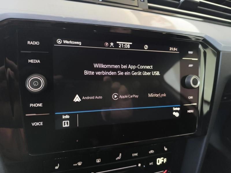 VW Passat Variant GTE