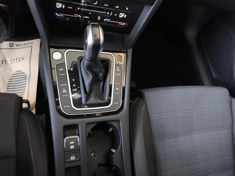 VW Passat Variant GTE