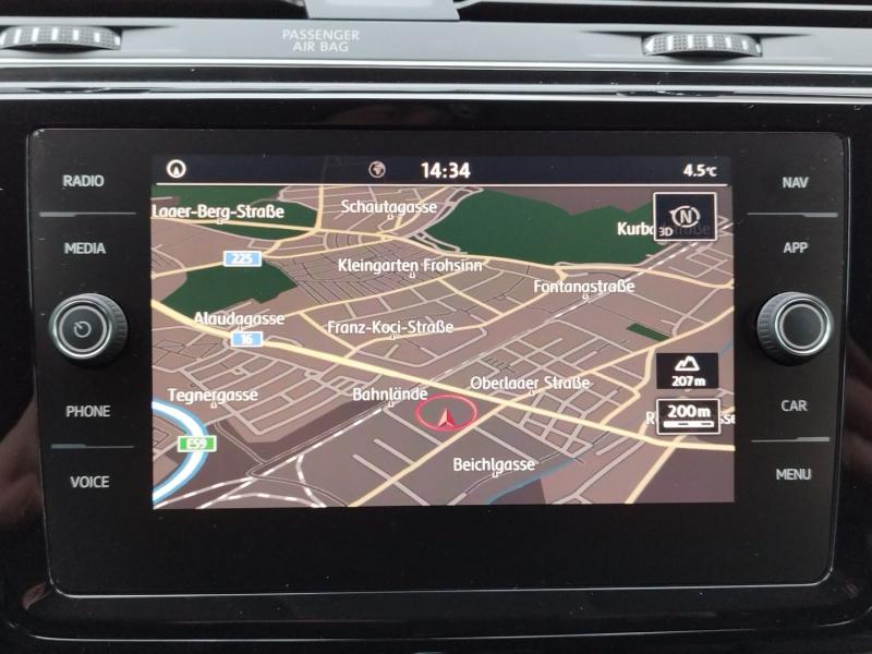 VW Touran Highline TSI ACT OPF DSG 5-Sitzer