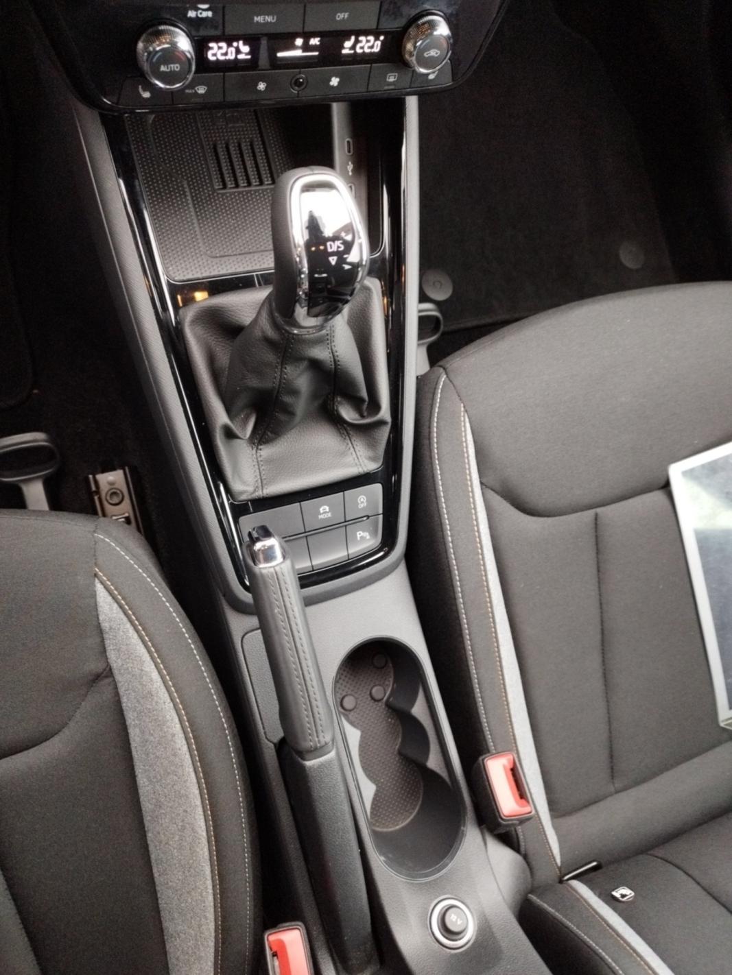 Škoda Kamiq Selection TSI DSG