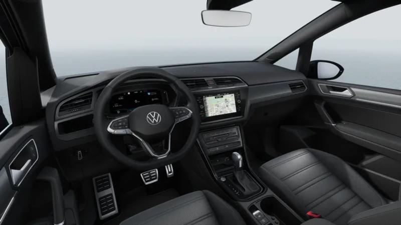 VW Touran R-Line TSI DSG
