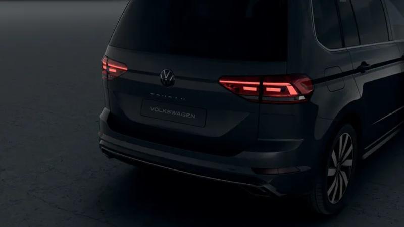 VW Touran R-Line TSI DSG