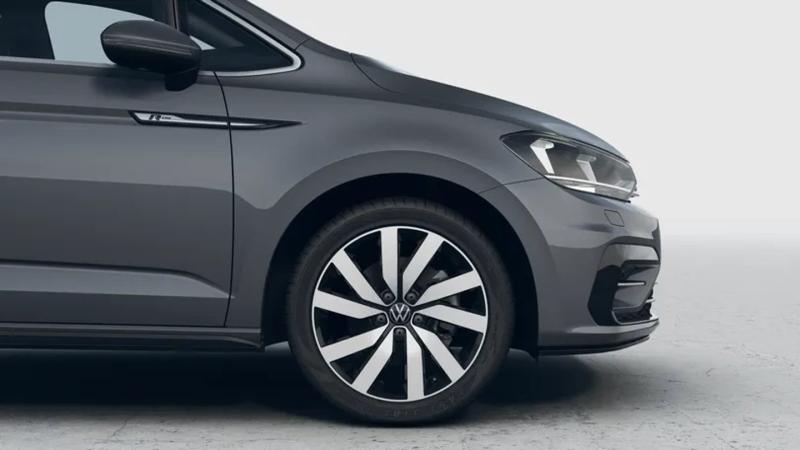 VW Touran R-Line TSI DSG