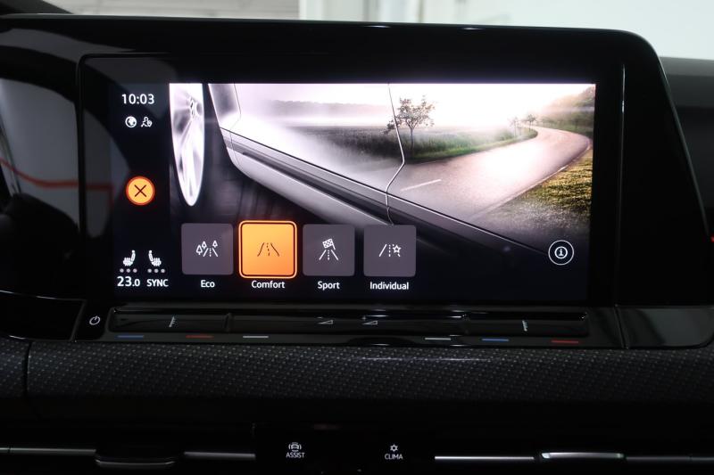 VW Golf Variant R-Line TDI DSG