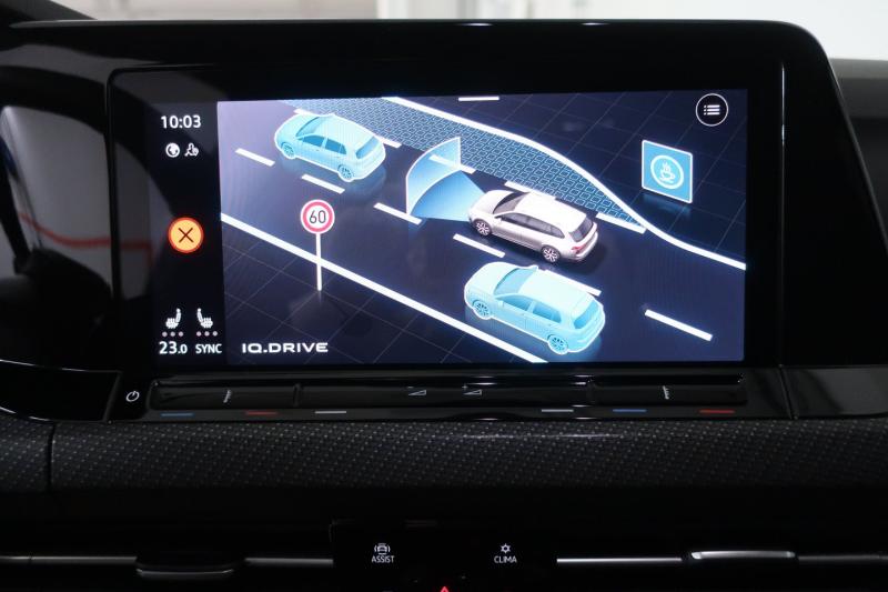 VW Golf Variant R-Line TDI DSG