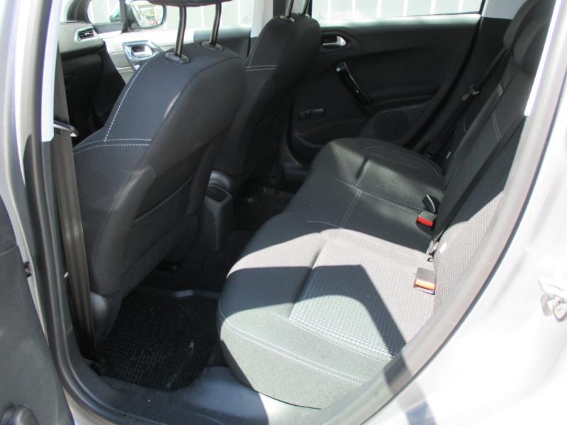 Peugeot 208 Allure 1.2 PureTech 110 SS EAT6