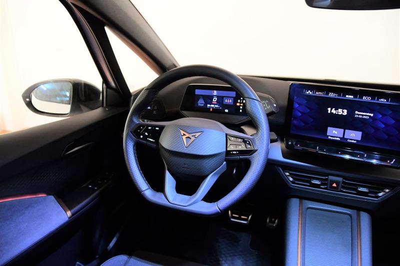 CUPRA Born 58/62 150kW/204PS