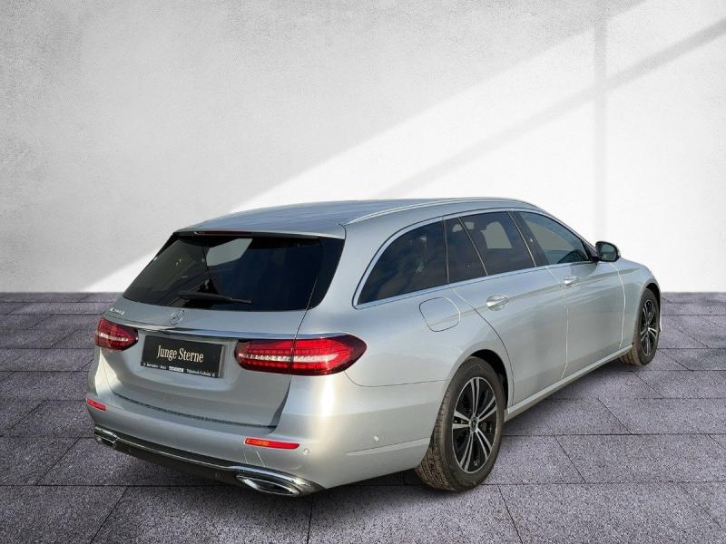 MERCEDES-BENZ E 200 d T-Modell Austria Edition