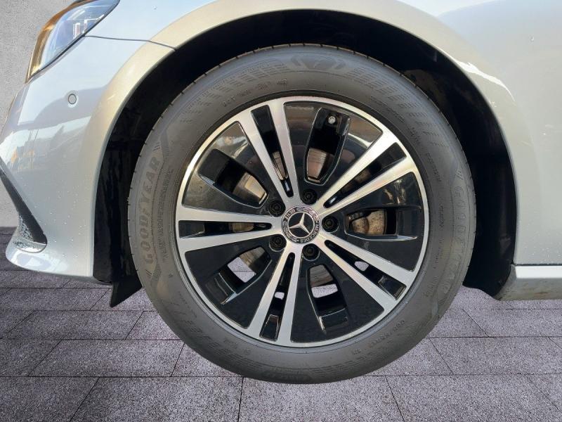 MERCEDES-BENZ E 200 d T-Modell Austria Edition