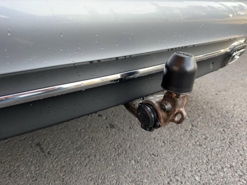 MERCEDES-BENZ E 200 d T-Modell Austria Edition