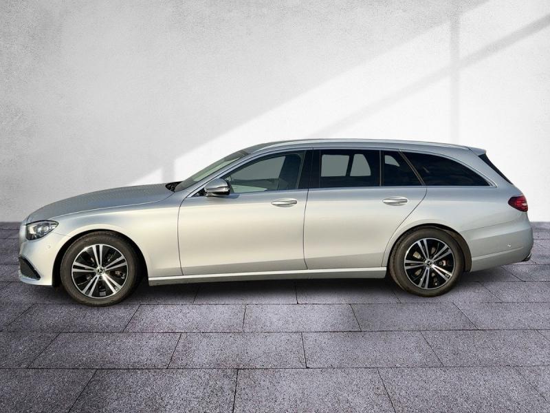 MERCEDES-BENZ E 200 d T-Modell Austria Edition