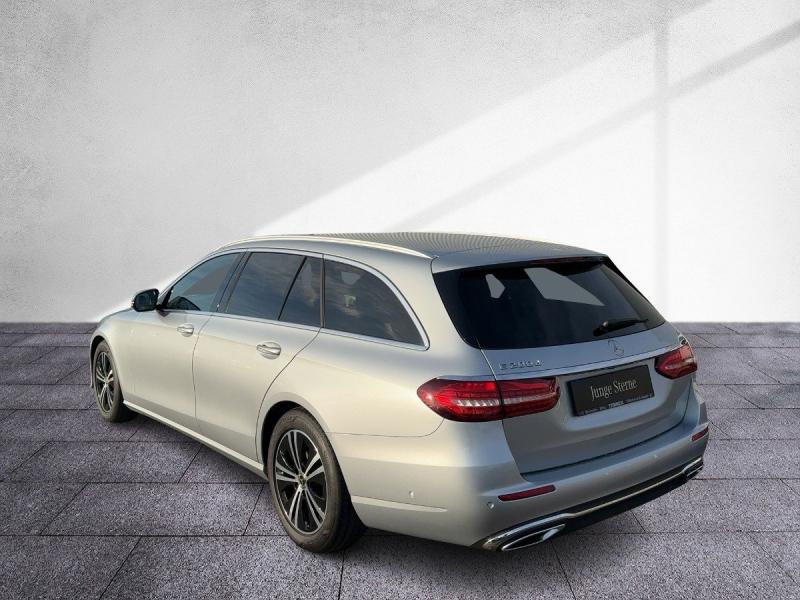 MERCEDES-BENZ E 200 d T-Modell Austria Edition