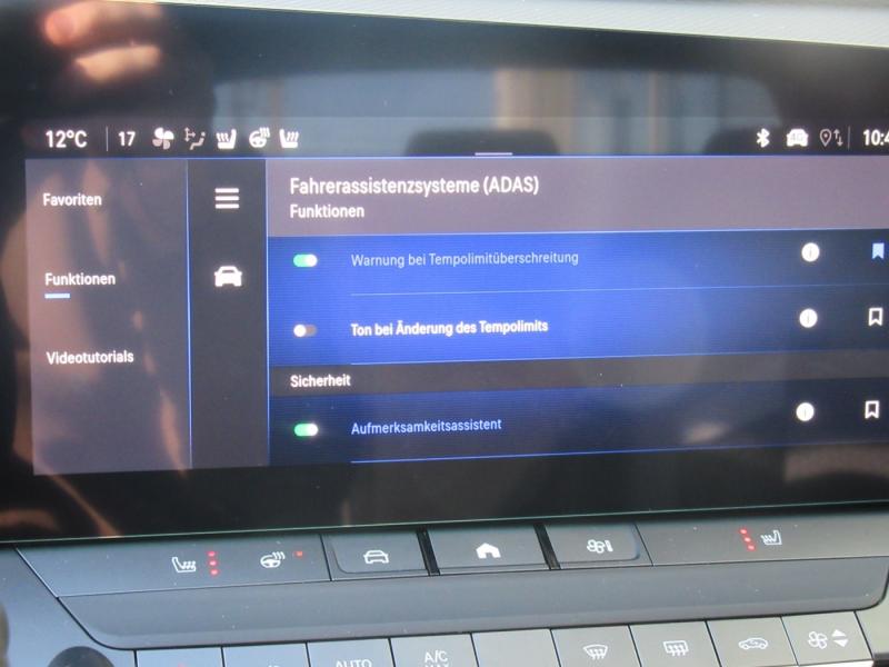 Opel ASTRA ST 1.2 145PS