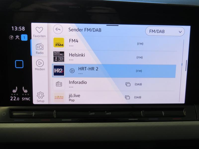 VW Golf Variant Life TDI