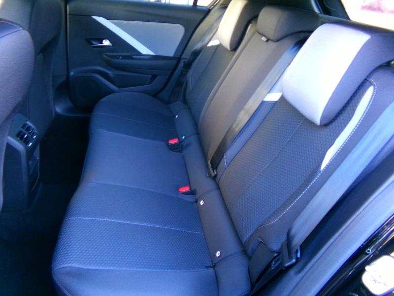 Opel Astra 1.2 130PS