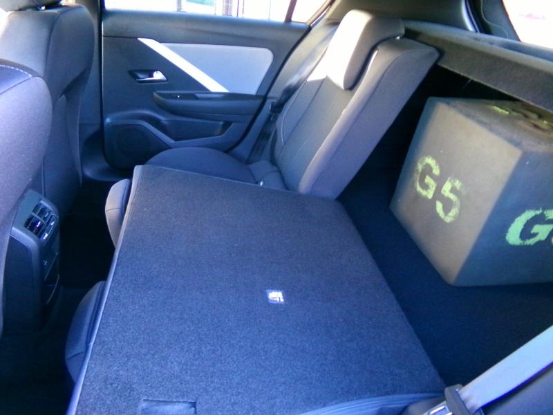 Opel Astra 1.2 130PS