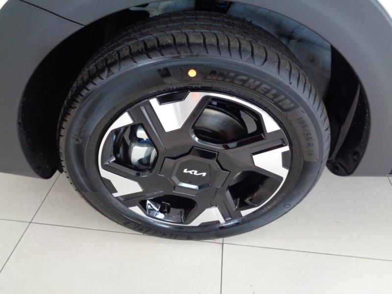 KIA STONIC/SIL/1.0 TGDI/MT6/100