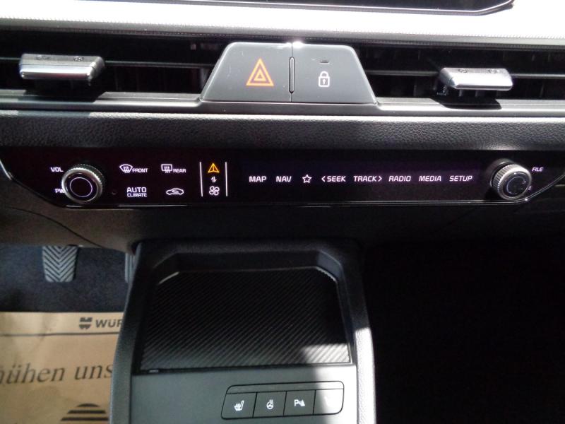 KIA STONIC/SIL/1.0 TGDI/MT6/100