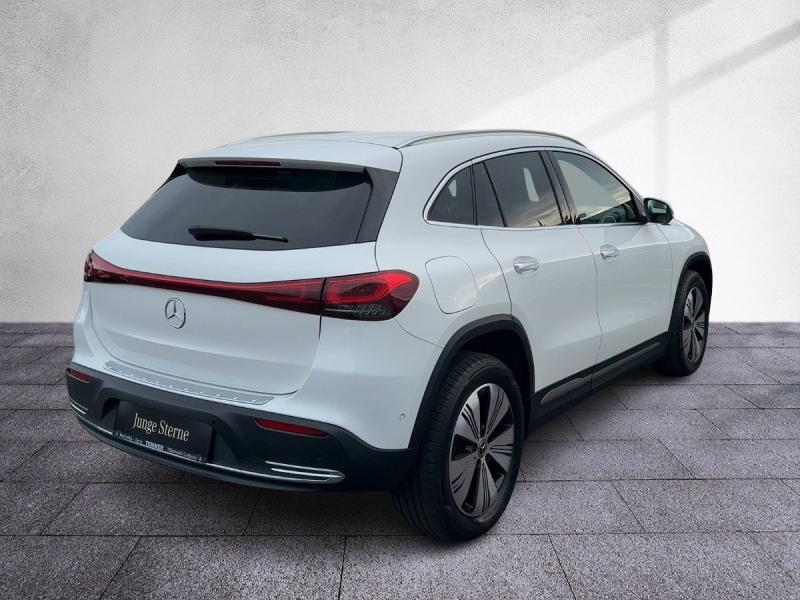 MERCEDES-BENZ EQA 250 Progressive