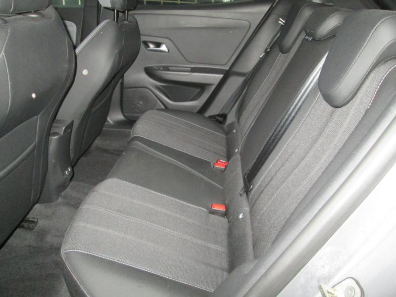 Opel MOKKA ELE 1.2 S/S AT8 130PS