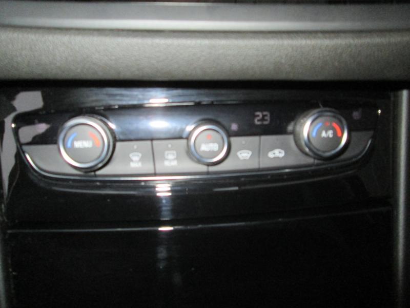 Opel GRANDLAND GS 1.2 S/S AT8 130PS