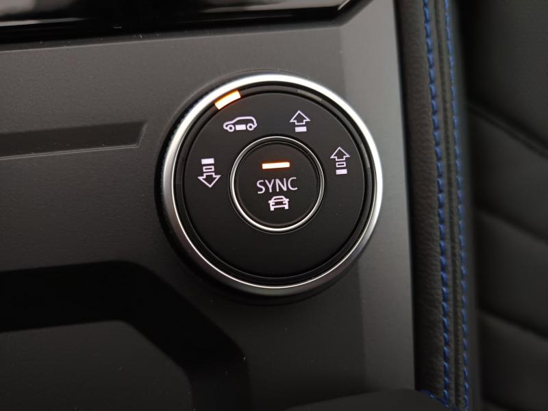 VW Touareg R eHybrid TSI 4MOTION