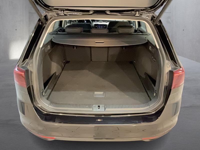 VW Passat Variant Business TDI DSG