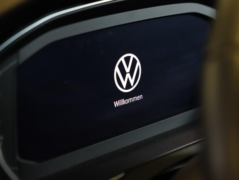 VW Passat Variant Business TDI