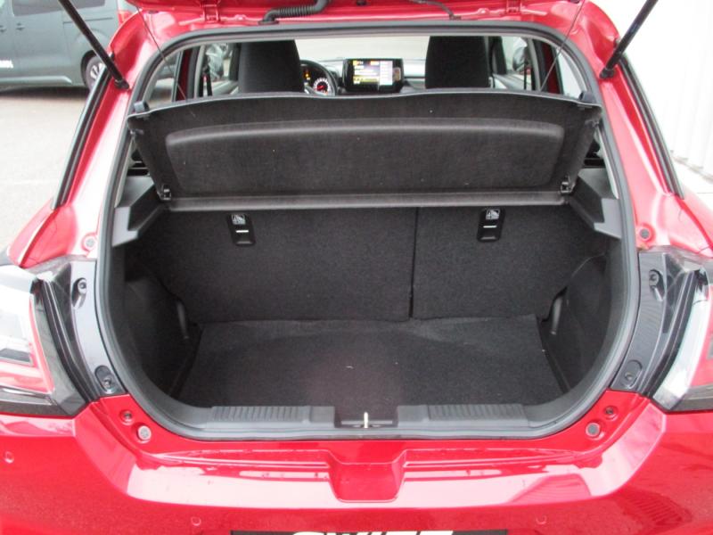 Suzuki SWIFT CLEAR 1.2 HYB 2WD 5G 82P