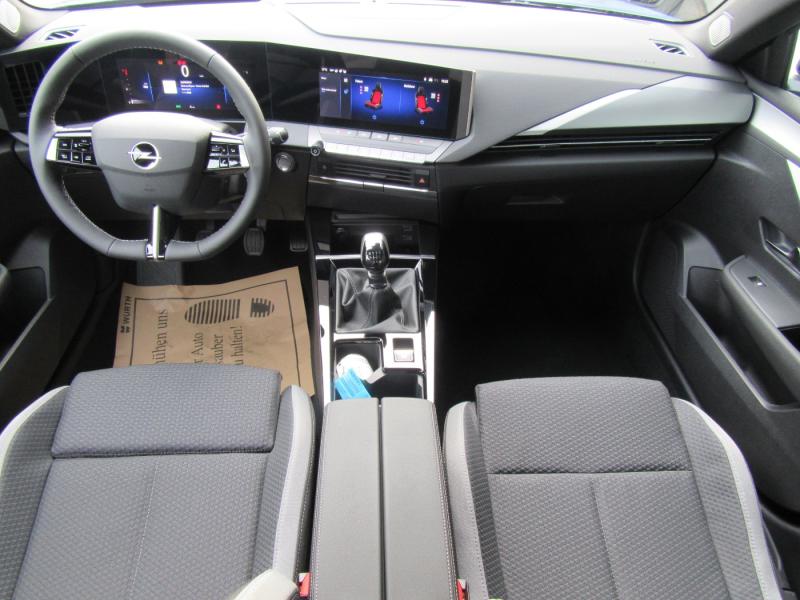 Opel Astra 1.2 130PS