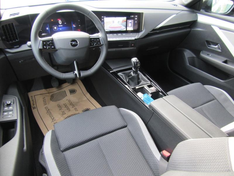 Opel ASTRA 1.2 130PS