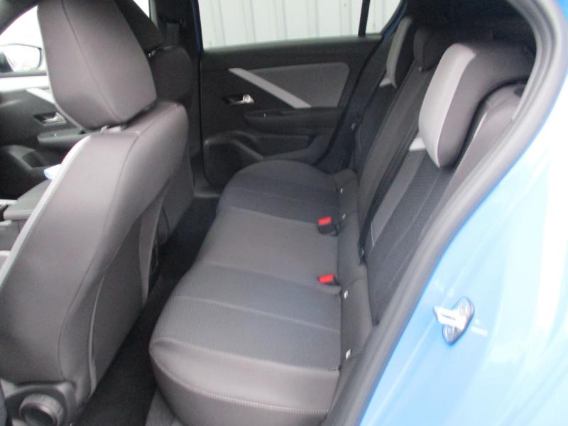 Opel ASTRA 1.2 130PS